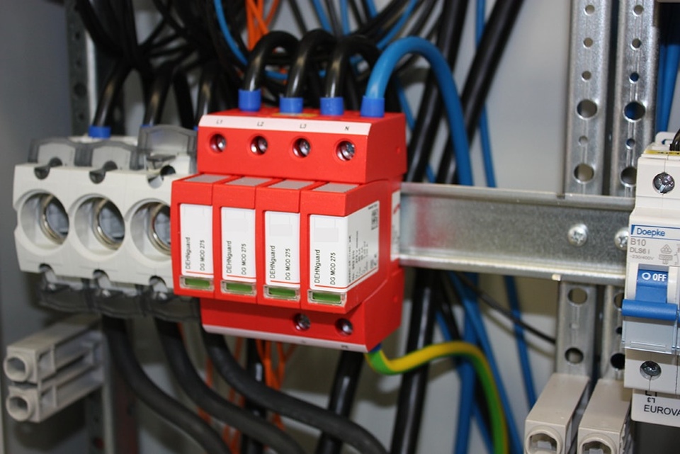 U berspannungsschutz bei Elektro-Hahn in Burghaun